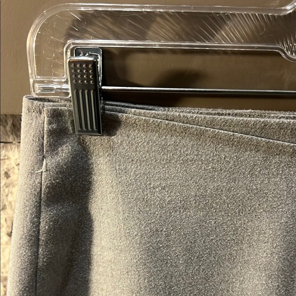 Aritzia Babaton Gray Midi Pencil Skirt with Asymmetrical Slit size 4 - Picture 4 of 12